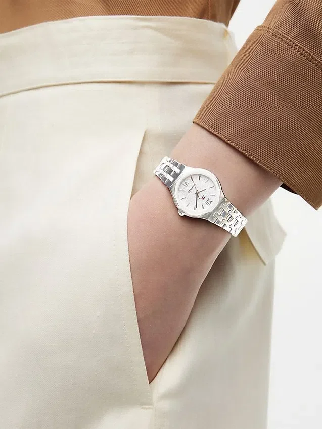 25MM Shimmer Dial Dress Watch 25MM Shimmer Dial Dress Watch