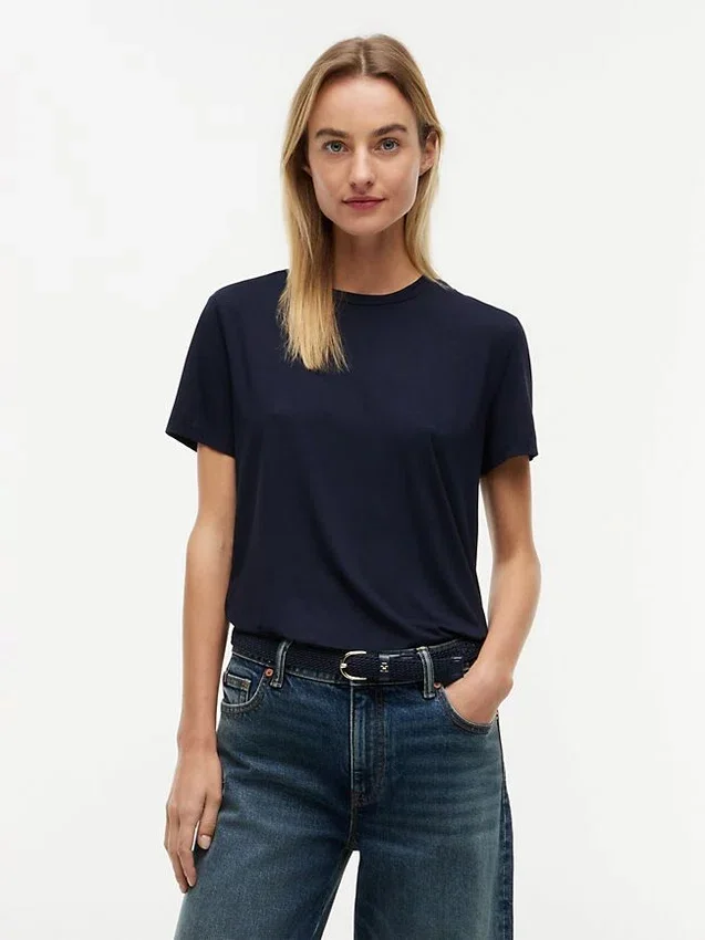 Classic Fit Lightweight Jersey T-Shirt Classic Fit Lightweight Jersey T-Shirt