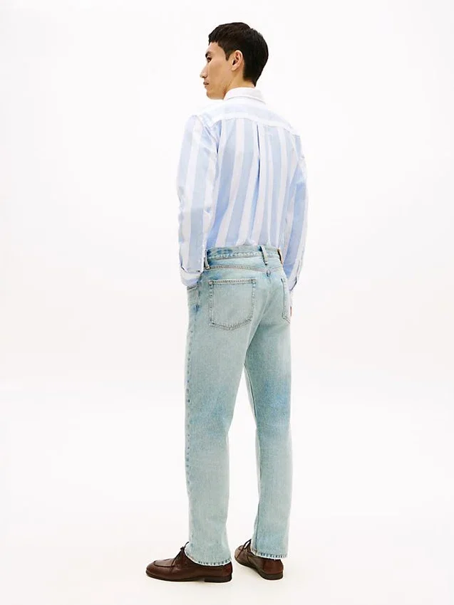 Distressed Regular Straight Jean Distressed Regular Straight Jean