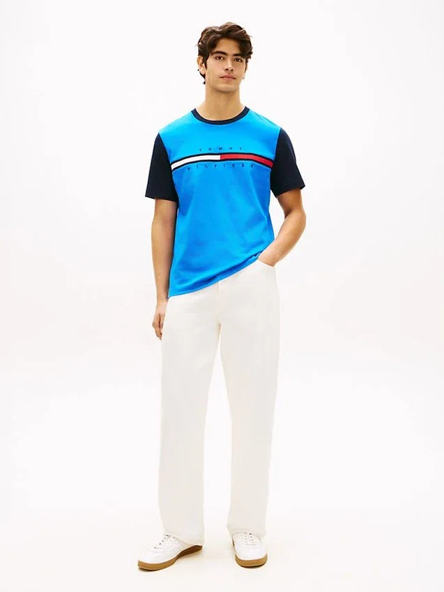 Flag Logo Contrast Sleeve T-Shirt Flag Logo Contrast Sleeve T-Shirt