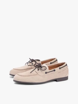 Flexible Suede Boat Shoe