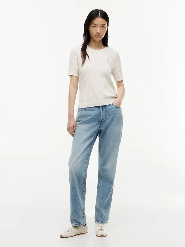 High-Rise Classic Straight Jean High-Rise Classic Straight Jean