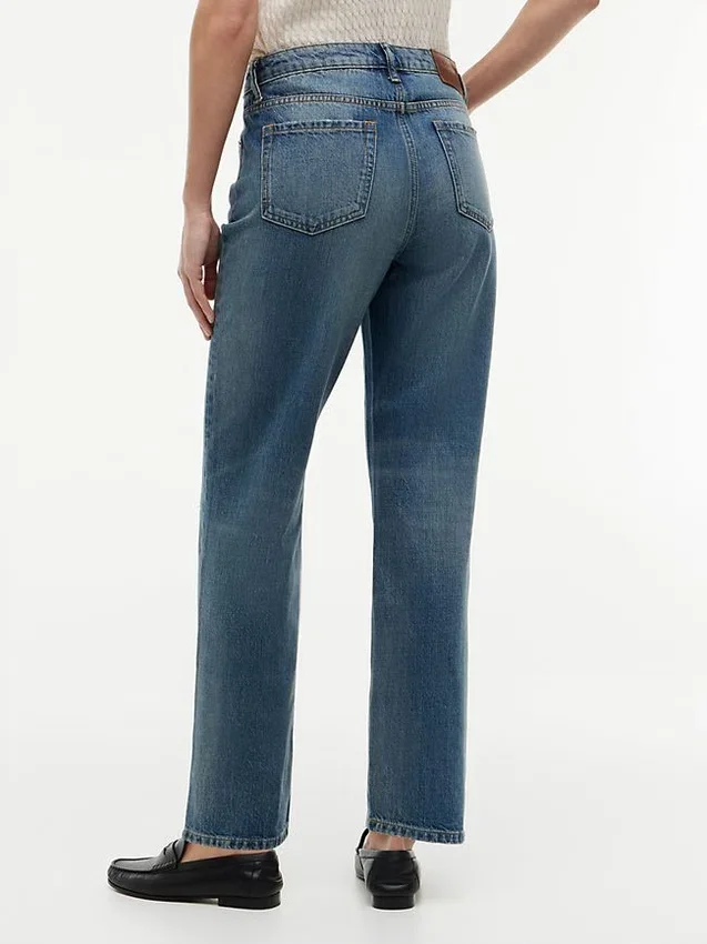 High-Rise Classic Straight Jean High-Rise Classic Straight Jean