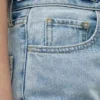 High-Rise Tapered Jean High-Rise Tapered Jean
