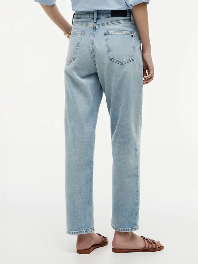 High-Rise Tapered Jean High-Rise Tapered Jean