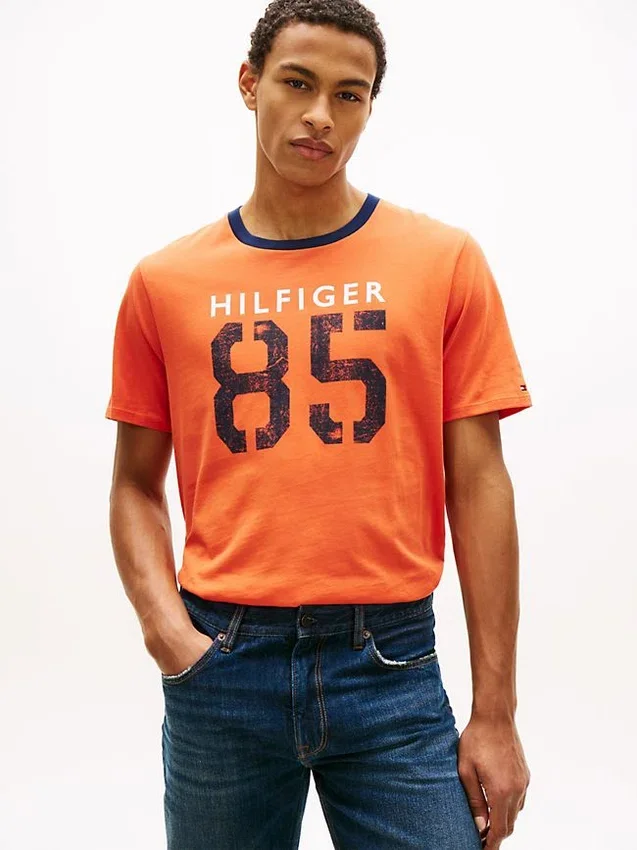 Hilfiger 85 Logo T-Shirt Hilfiger 85 Logo T-Shirt