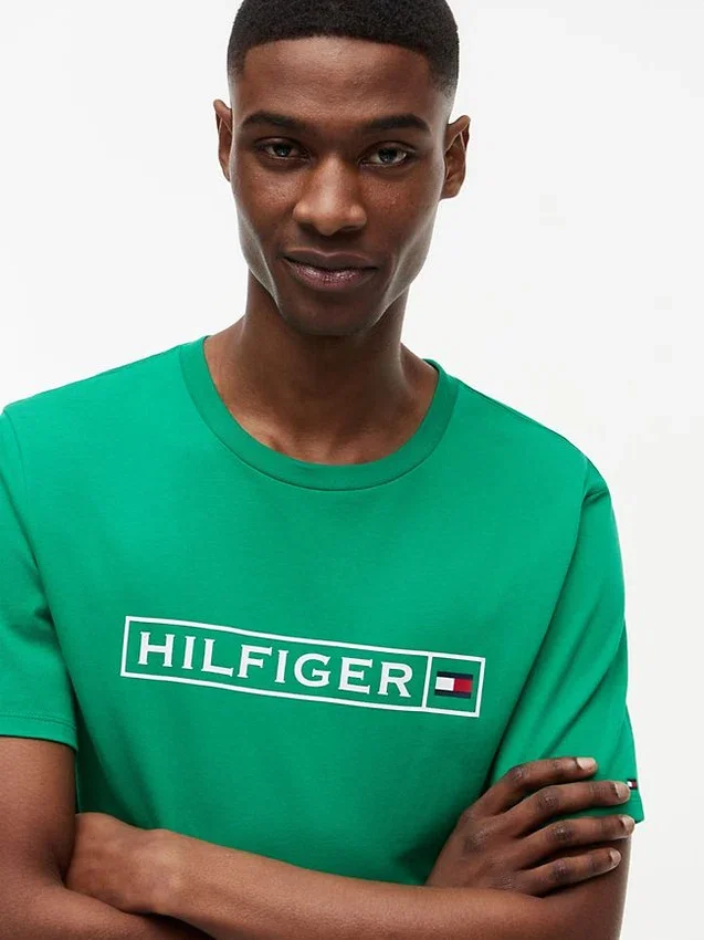 Hilfiger Box Logo T-Shirt Hilfiger Box Logo T-Shirt