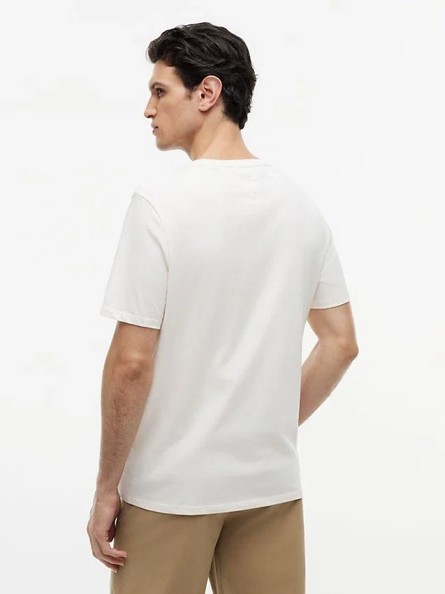 Hilfiger Multi-Flag Logo T-Shirt Hilfiger Multi-Flag Logo T-Shirt