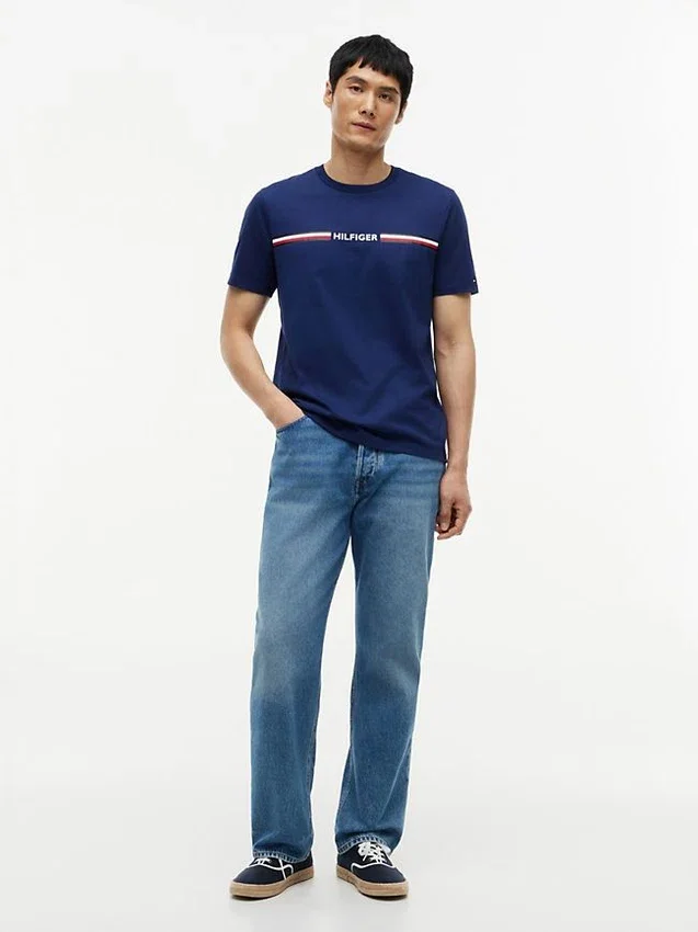 Hilfiger Signature Stripe Logo T-Shirt Hilfiger Signature Stripe Logo T-Shirt