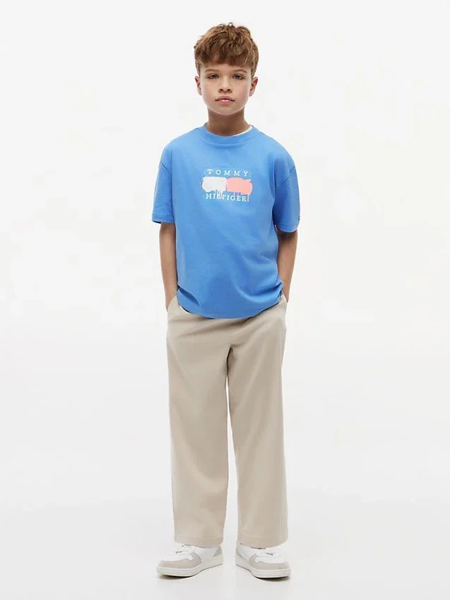 Kids’ Tommy Graffiti Logo T-Shirt Kids’ Tommy Graffiti Logo T-Shirt
