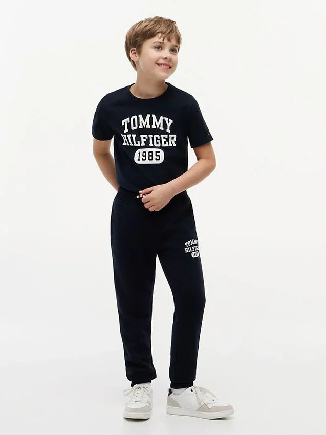 Kids’ Varsity Brushed-Fleece Sweatpant Kids’ Varsity Brushed-Fleece Sweatpant