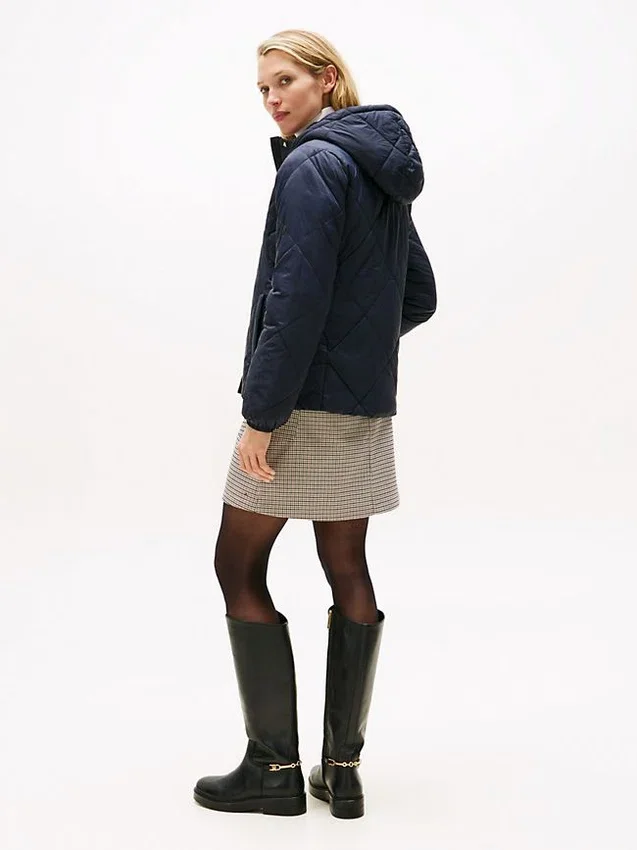 Lightweight Hooded Padded Quilted Jacket Lightweight Hooded Padded Quilted Jacket