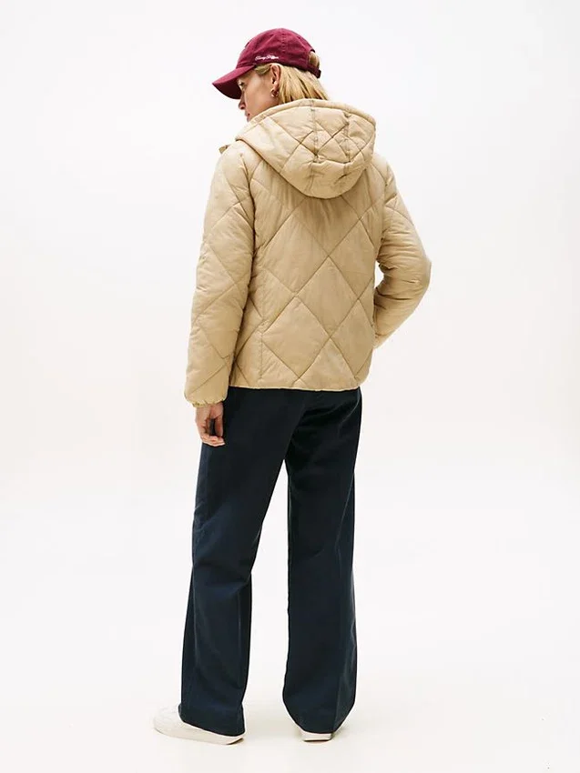 Lightweight Hooded Padded Quilted Jacket Lightweight Hooded Padded Quilted Jacket