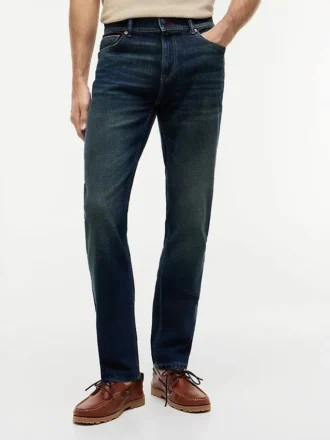 Lightweight Stretch Slim Jean