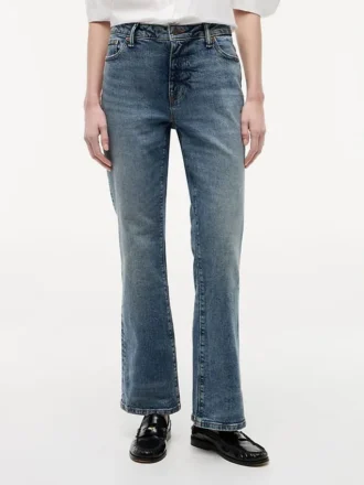 Mid-Rise Stretch Bootcut Jean