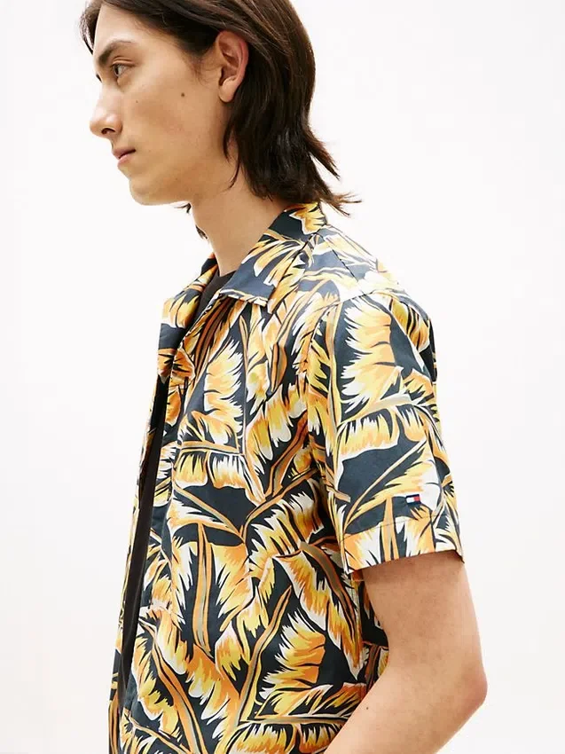 Palm Leaf Print Paper-Touch Camp Shirt Palm Leaf Print Paper-Touch Camp Shirt