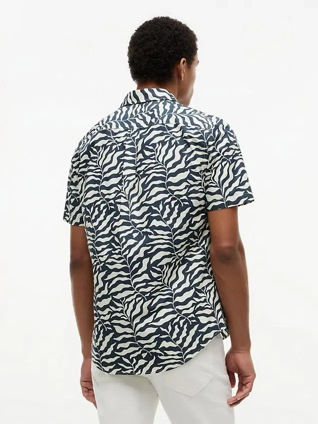 Palm Leaf Print Paper-Touch Shirt Palm Leaf Print Paper-Touch Shirt