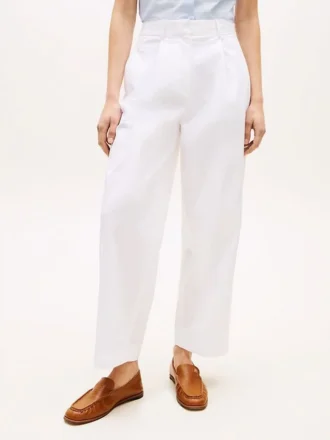 Pleated Twill Barrel Chino Pleated Twill Barrel Chino