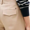 Pleated Twill Barrel Chino