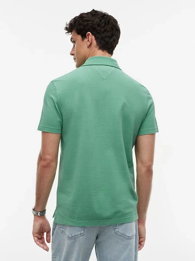 Regular Fit Garment-Dyed Crest Polo Regular Fit Garment-Dyed Crest Polo
