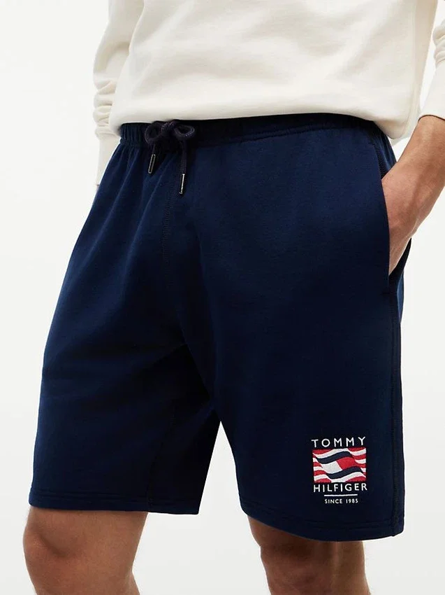 Regular Fit Wavy Flag Logo Sweatshort Regular Fit Wavy Flag Logo Sweatshort