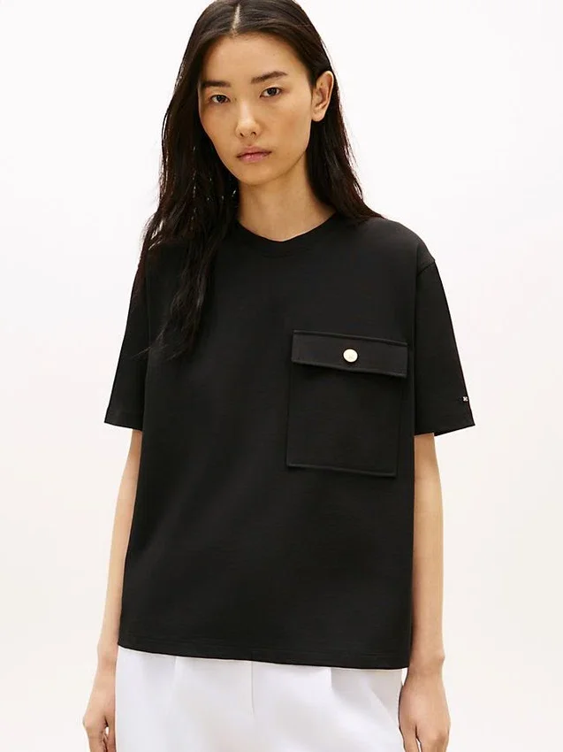 Relaxed Fit Gold-Button Pocket T-Shirt Relaxed Fit Gold-Button Pocket T-Shirt