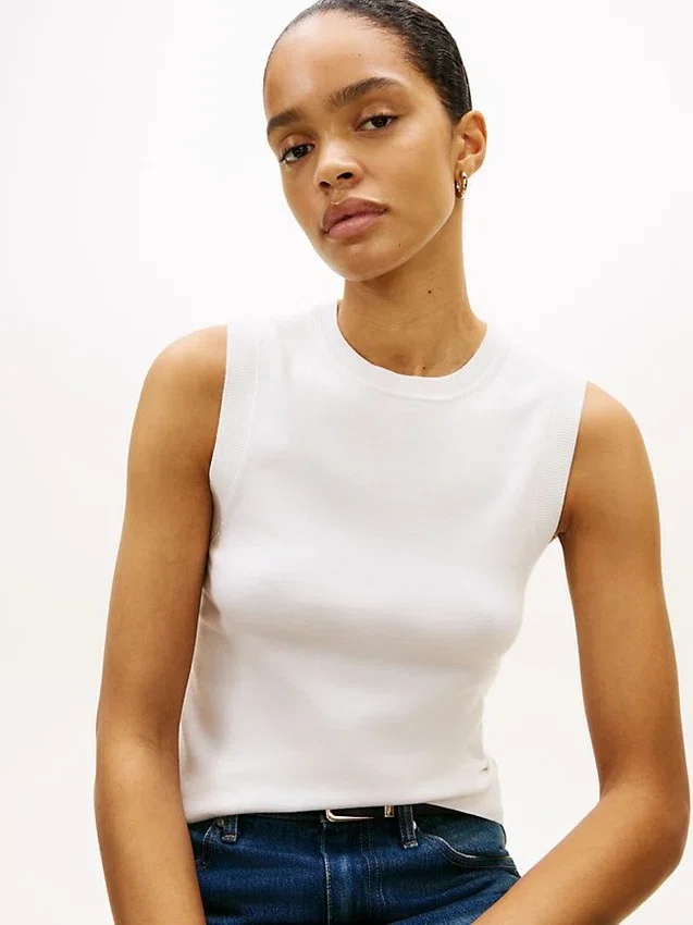 Sleeveless Crewneck Sweater Sleeveless Crewneck Sweater
