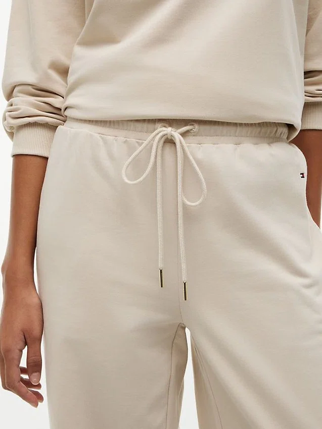 Straight-Leg Sweatpant Straight-Leg Sweatpant