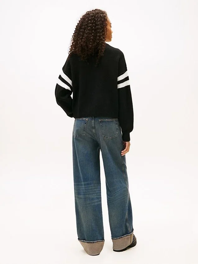 Tommy Jeans 85 Varsity V-Neck Sweater Tommy Jeans 85 Varsity V-Neck Sweater