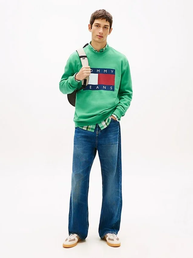 Tommy Jeans Big Flag Logo Sweatshirt Tommy Jeans Big Flag Logo Sweatshirt