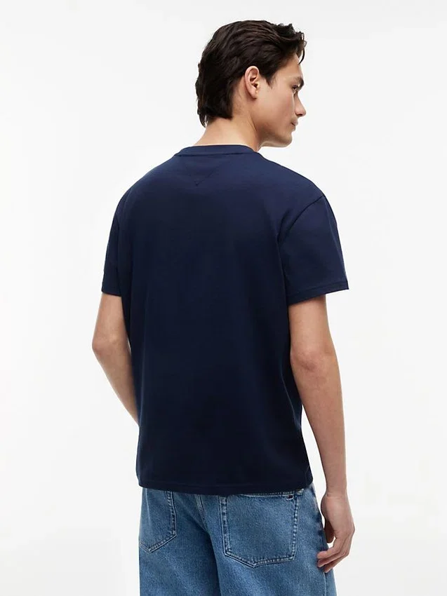 Tommy Jeans Big Flag Logo T-Shirt Tommy Jeans Big Flag Logo T-Shirt