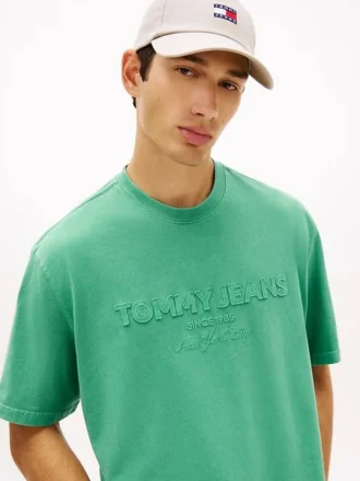 Tommy Jeans Distressed Logo T-Shirt