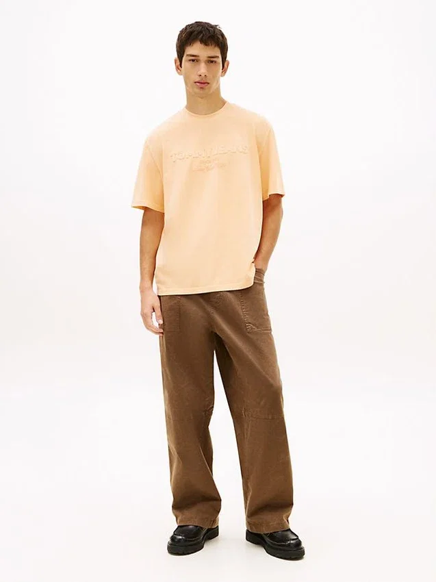 Tommy Jeans Distressed Logo T-Shirt Tommy Jeans Distressed Logo T-Shirt