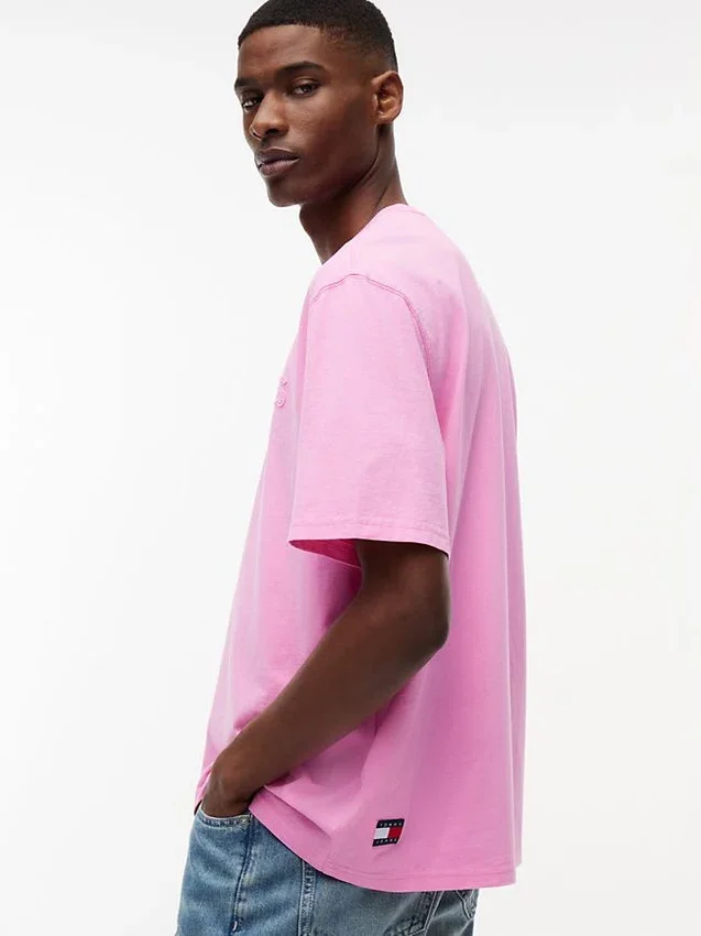 Tommy Jeans Distressed Logo T-Shirt Tommy Jeans Distressed Logo T-Shirt