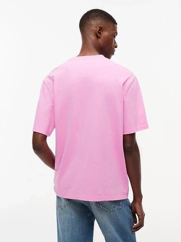 Tommy Jeans Distressed Logo T-Shirt Tommy Jeans Distressed Logo T-Shirt