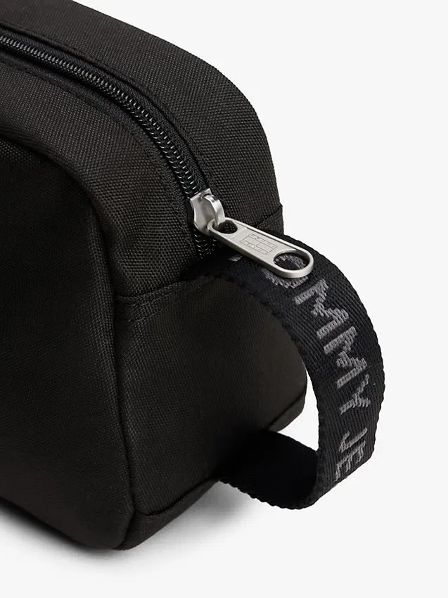 Tommy Jeans Essential Toiletry Bag Tommy Jeans Essential Toiletry Bag