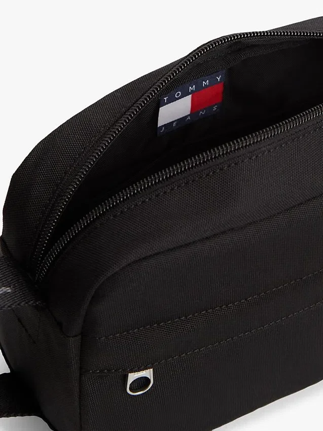 Tommy Jeans Essential Toiletry Bag Tommy Jeans Essential Toiletry Bag