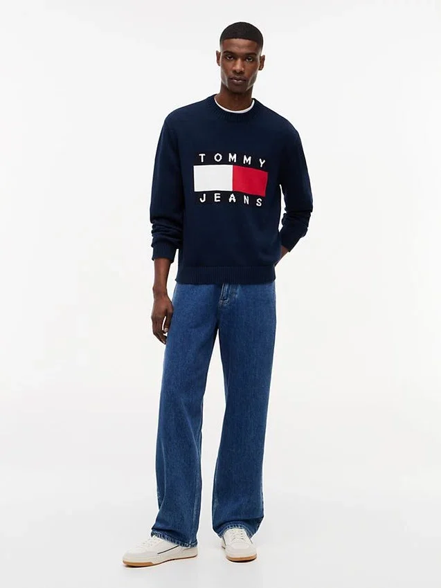 Tommy Jeans Flag Logo Crewneck Sweater Tommy Jeans Flag Logo Crewneck Sweater