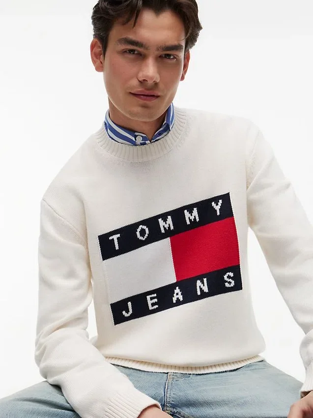 Tommy Jeans Flag Logo Crewneck Sweater Tommy Jeans Flag Logo Crewneck Sweater