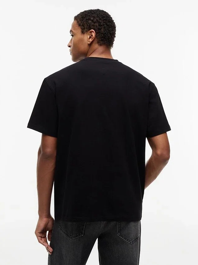 Tommy Jeans Gradient Logo T-Shirt Tommy Jeans Gradient Logo T-Shirt