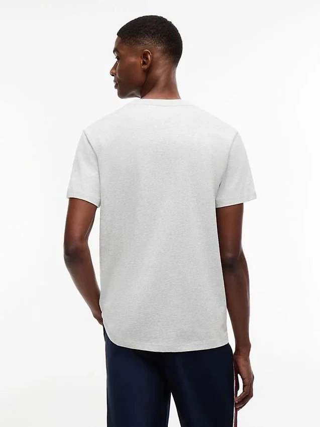 Tommy Jeans Logo Slim Fit T-Shirt Tommy Jeans Logo Slim Fit T-Shirt