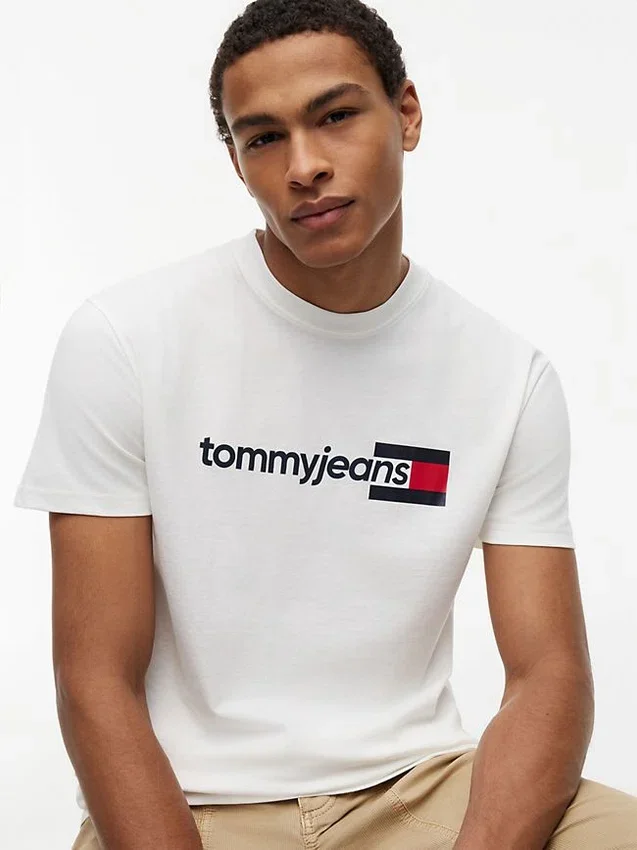 Tommy Jeans Logo T-Shirt Tommy Jeans Logo T-Shirt