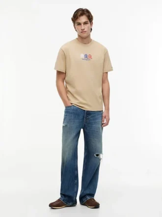 Tommy Jeans Multi-Crest Logo T-Shirt