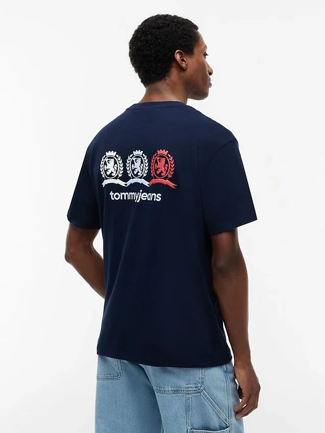 Tommy Jeans Multi-Crest Logo T-Shirt Tommy Jeans Multi-Crest Logo T-Shirt