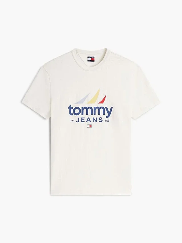 Tommy Jeans Sailing Logo T-Shirt Tommy Jeans Sailing Logo T-Shirt