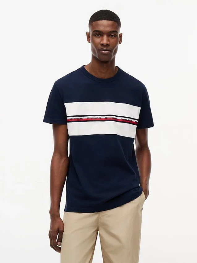 Tommy Jeans Signature Logo Tape T-Shirt Tommy Jeans Signature Logo Tape T-Shirt