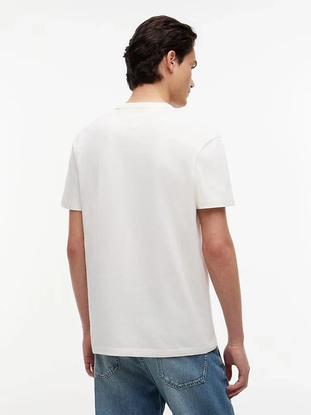 Tommy Jeans Signature Logo Tape T-Shirt Tommy Jeans Signature Logo Tape T-Shirt