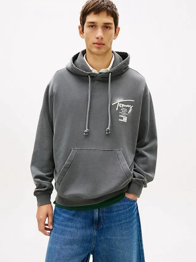Tommy Jeans Spray Paint Logo Hoodie Tommy Jeans Spray Paint Logo Hoodie