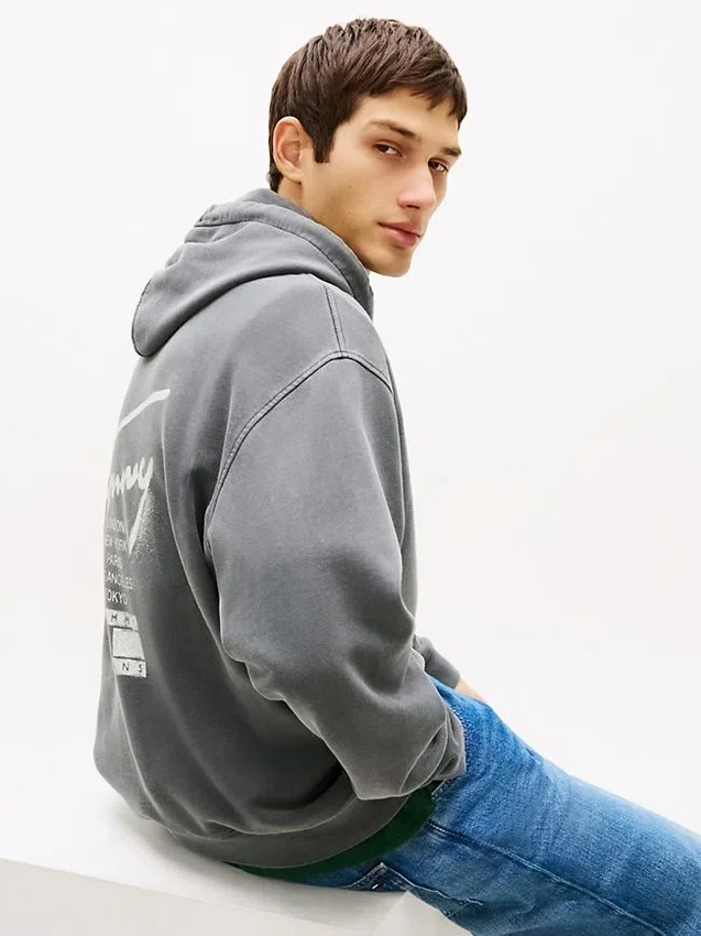 Tommy Jeans Spray Paint Logo Hoodie Tommy Jeans Spray Paint Logo Hoodie