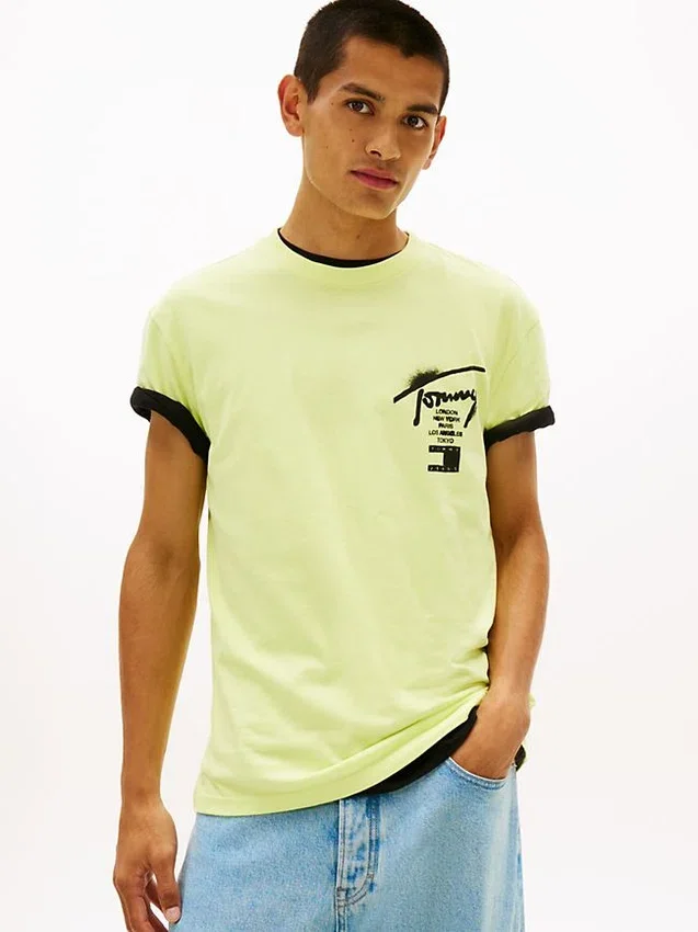 Tommy Jeans Spray Paint Logo T-Shirt Tommy Jeans Spray Paint Logo T-Shirt